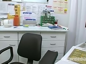 Perverser Frauenarzt in Deutschland