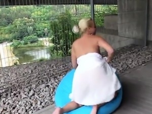 Unusual czech cutie stretches her spread hole to the extreme