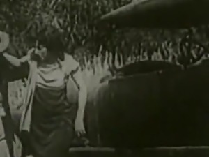 Peeing Girls Fucked by Driver in Nature (1920s Vintage)