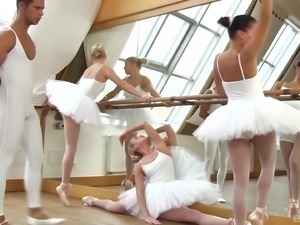 Cayla Lyons and other ballerinas seduced by a guy for a foursome