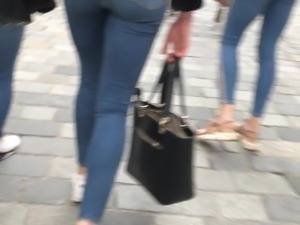 Sexy teen asses in tight jeans