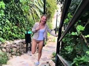 Gorgeous blonde teen flashes her sexy body in the outdoors