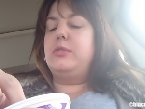 BBW belly stuffing in a car part 2