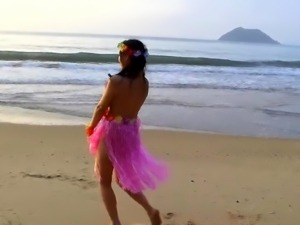 Beautiful Asian girl reveals her blowjob skills at the beach