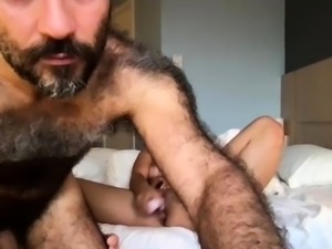 Luscious webcam milf gets her hairy pussy toyed and fucked