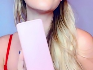 Busty blonde in lingerie reveals her kinky side on webcam  