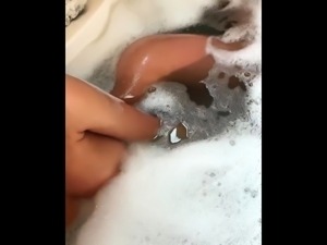 Ravishing teen showing off perfect body in the bathtub