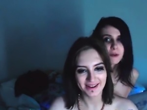 Real amateur teen college girls lezzing up and licking pussy