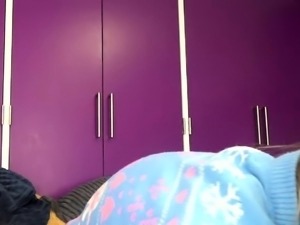 Blonde teen Sierras first erotic masturbation video