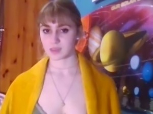 Hot Omegle Girl masturbates with Stranger