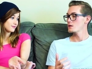 Tiny Girl And Her Tall Boyfriend Having Fun