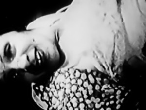 Hairy brunette crazy for rods does professional blowjob